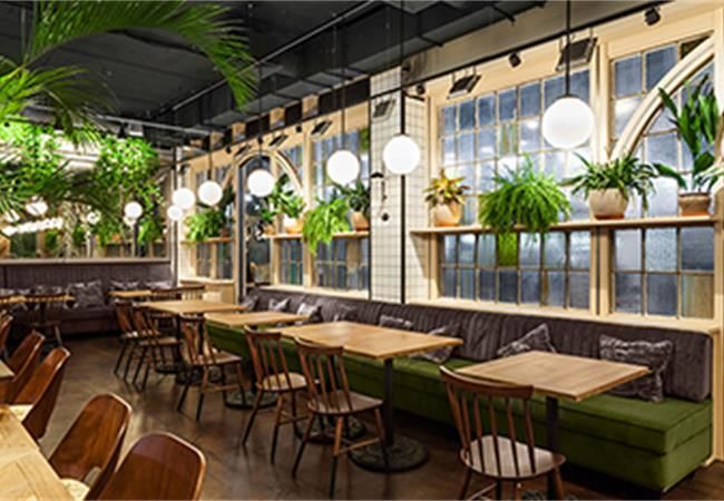 装修公司认为合肥餐饮店装修餐厅翻新怎么设计比较好？